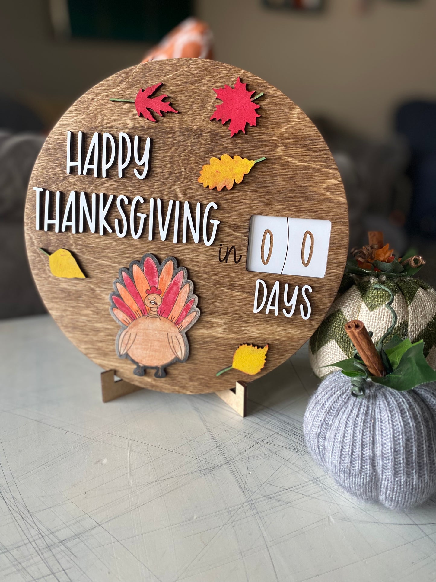 Happy Thanksgiving countdown sign - self contained numbers - Novotny Designs