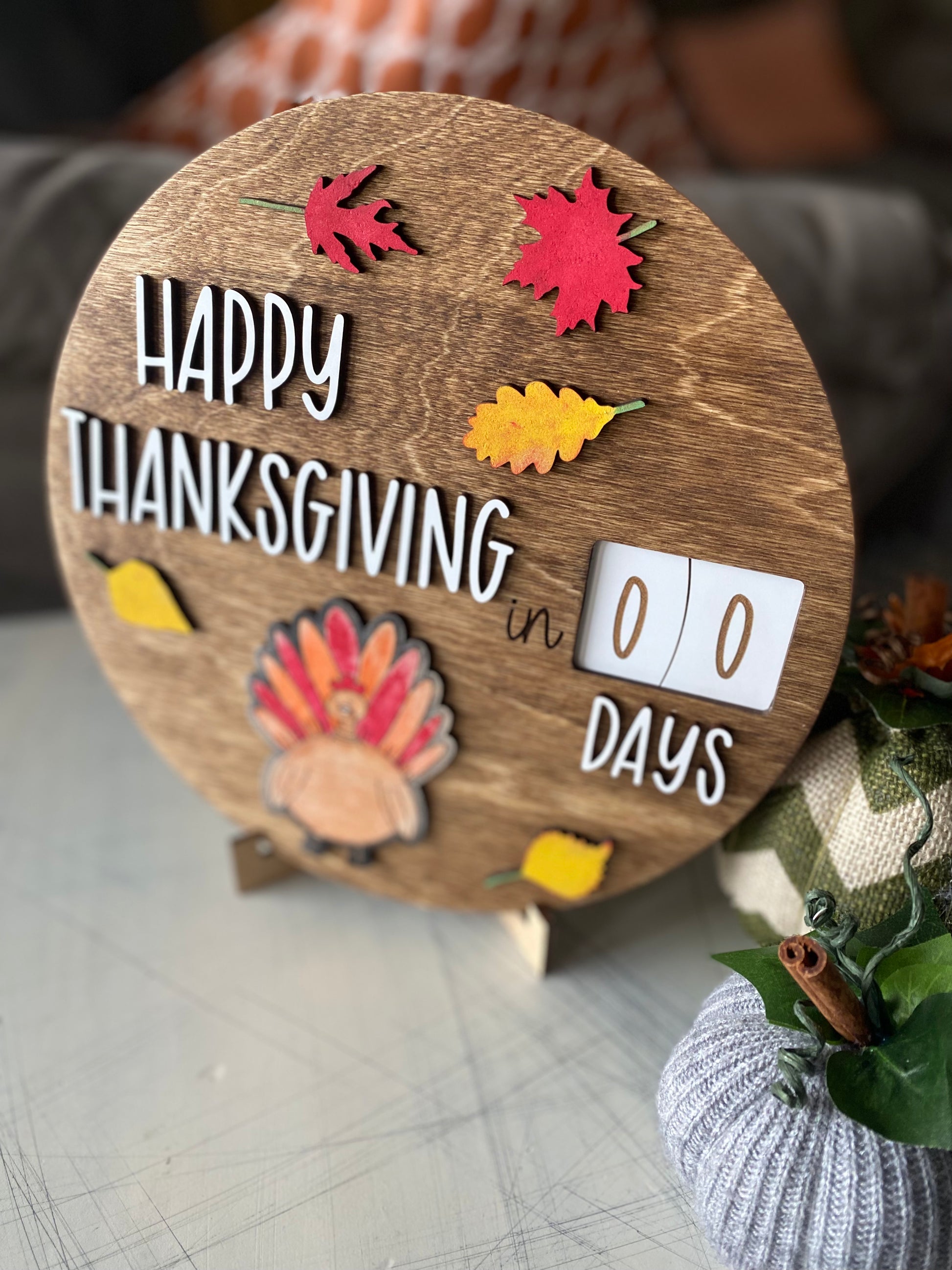 Happy Thanksgiving countdown sign - self contained numbers - Novotny Designs