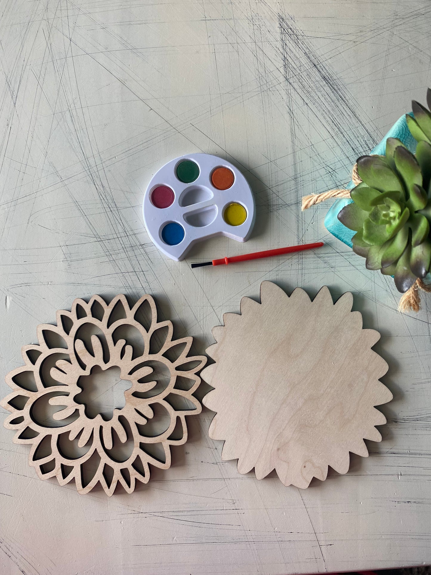 Layered Flower Craft Kit - Wood Canvas + Watercolor