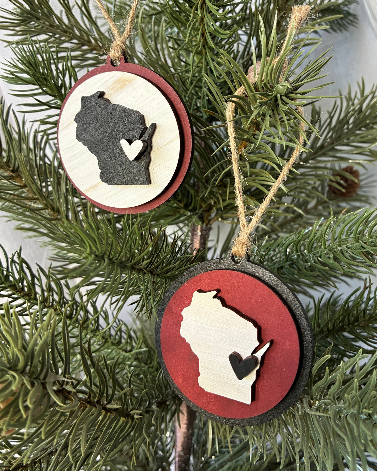De Pere Redbirds - De Pere Cares Collection - Wisconsin round ornament with heart by Novotny Designs